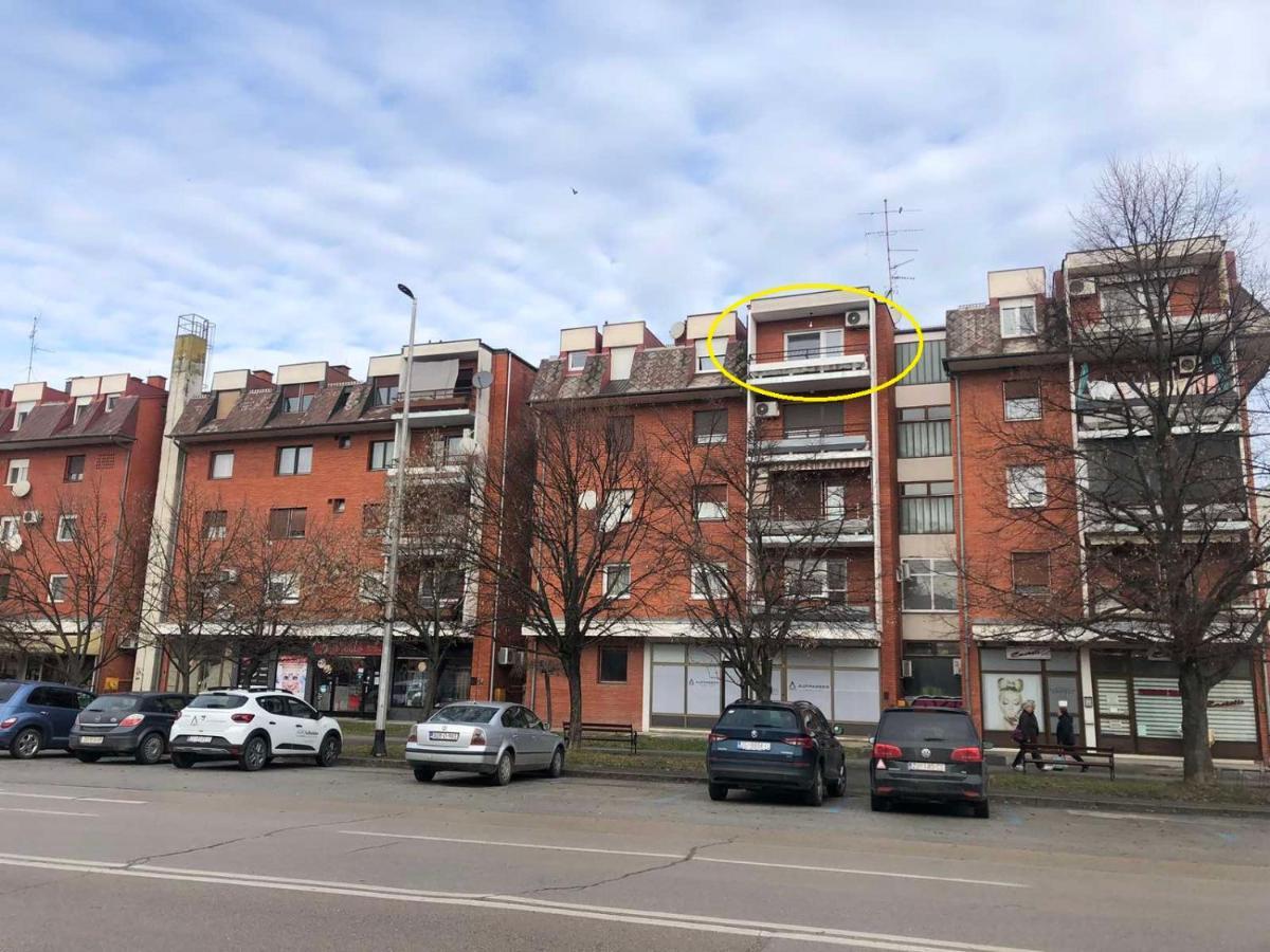 Studio Apartman Mia Zupanja Exterior photo